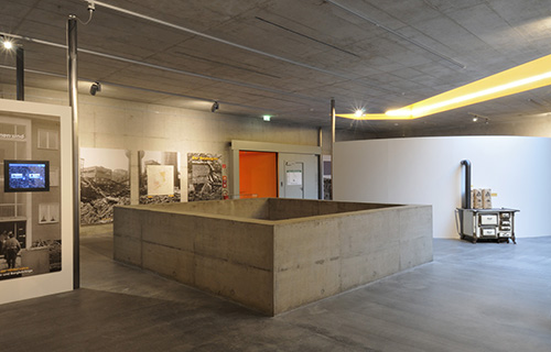 Schwarzer Diamant - Deutsches Bergbau Museum Bochum | Architektenbro Benthem Crouwel - Peter Lippsmeier - Industriefotografie